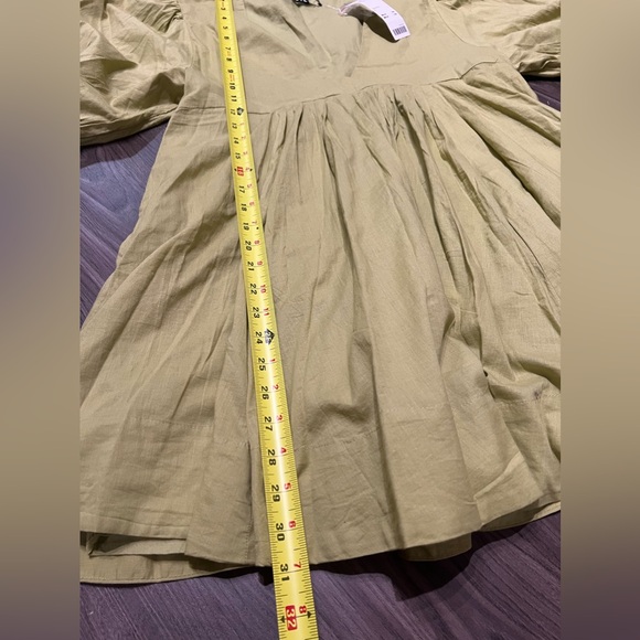 NWT Ecote Vero Shapeless V-neck Mini Dress Urban Outfitters Puff Sleeve - Picture 6 of 12